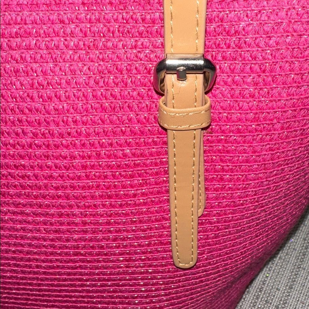 Fuchsia Pink TanβStraw Faux Leather Straps Tote Bag - Picture 11 of 12